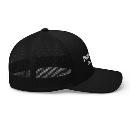 Porn People gorra trucker negra