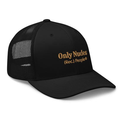 Only Nudes Gold Couture gorra trucker negra