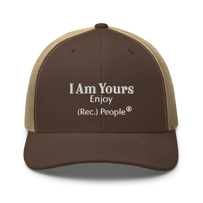 I Am Yours gorra trucker mensaje blanco (3 colores)