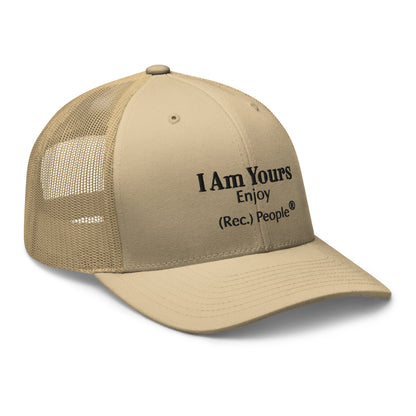 I Am Yours gorra trucker mensaje negro (3 colores)