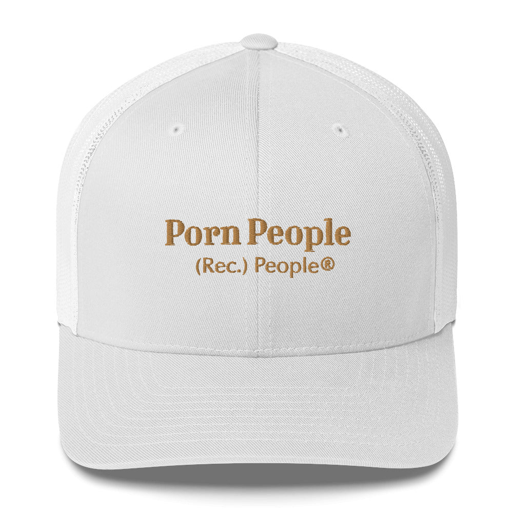 Porn People Gold Couture gorra trucker blanca