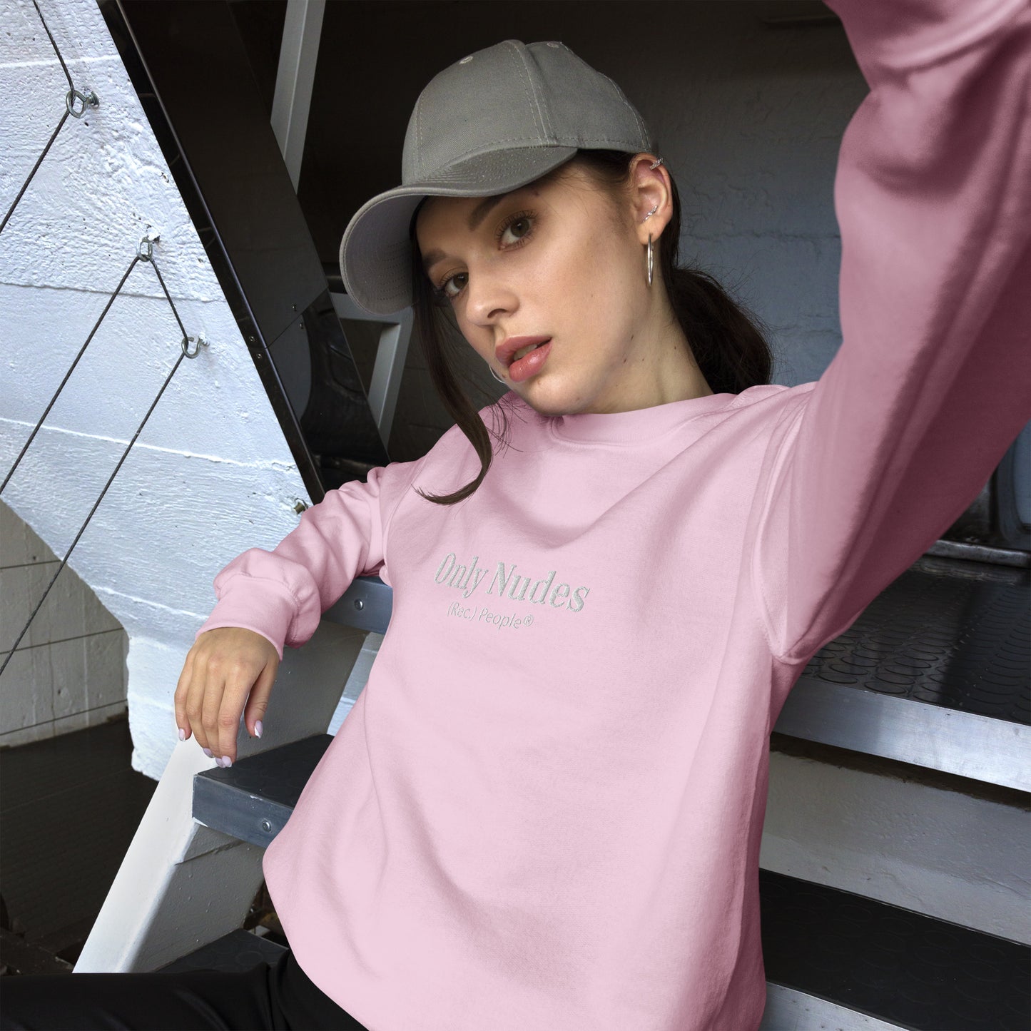 Only Nudes sudadera sin capucha rosa